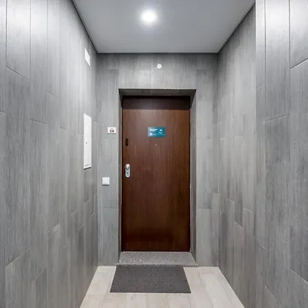 شقة Elegant 2bdr In By Lovelystay *
